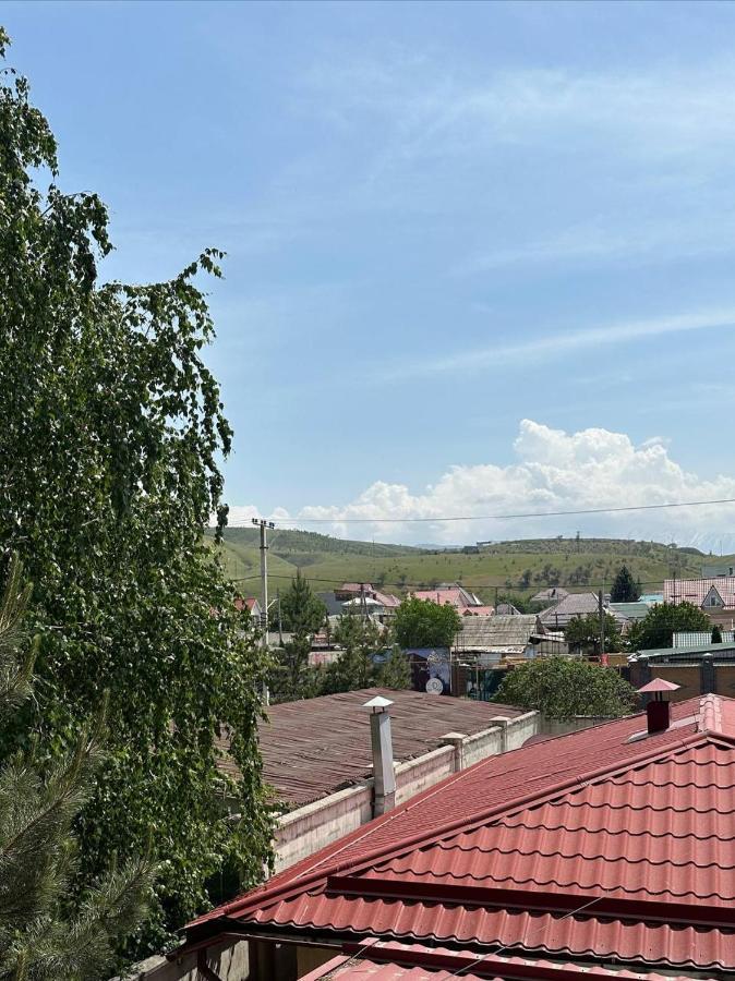 Tian-Shan Hotel Bishkek Exterior foto
