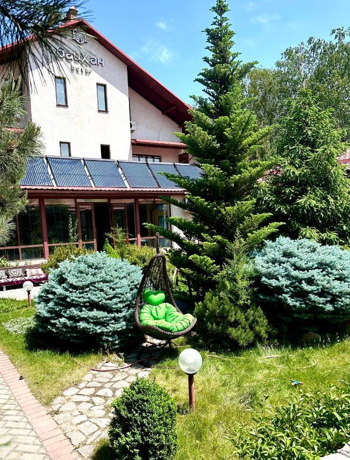 Tian-Shan Hotel Bishkek Exterior foto